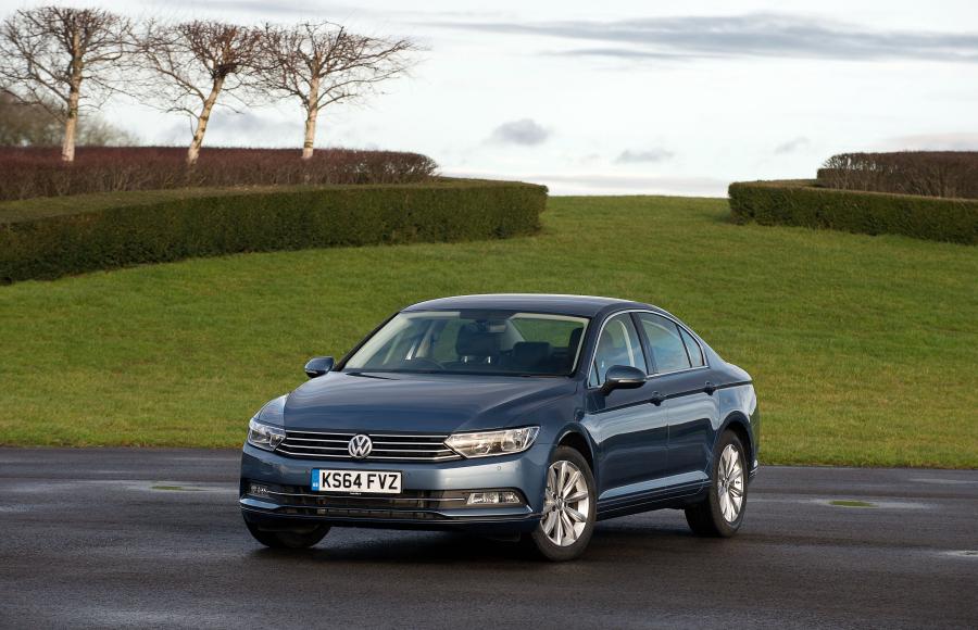  Volkswagen Passat SE 2015 года  (фото 6 из 24)